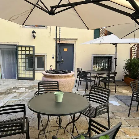 Corte Del Doge Di Rialto Venetië