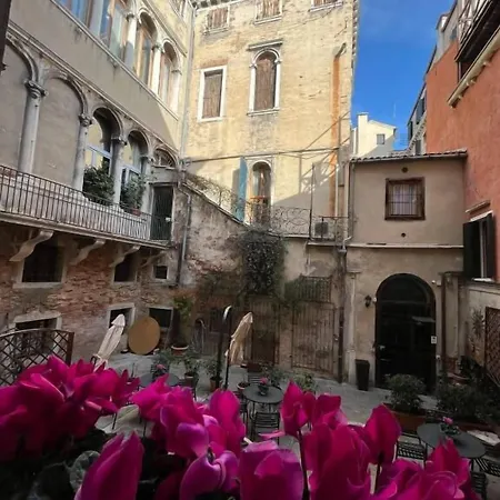 Corte Del Doge Di Rialto 4* Venedig